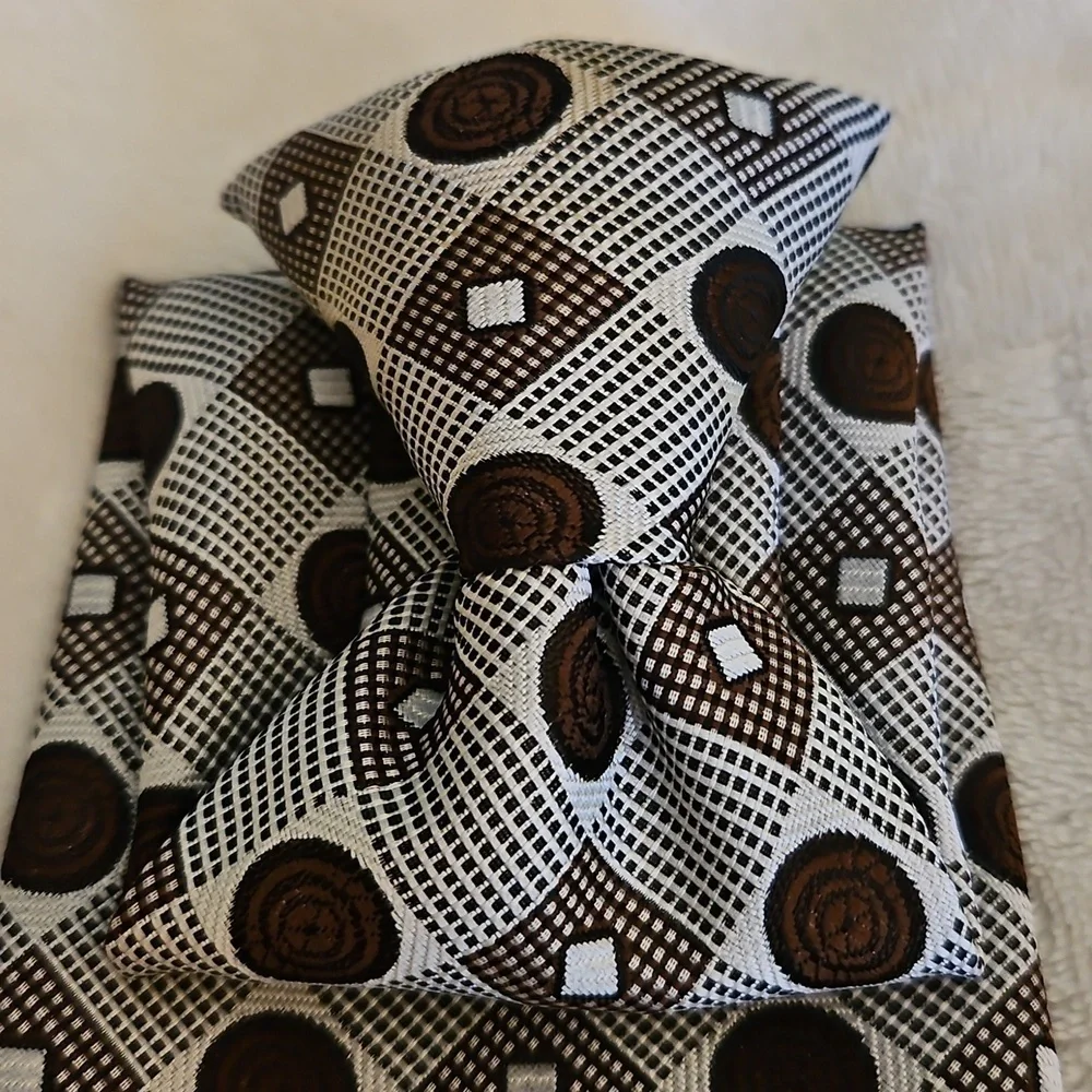Vtg SEARS 1960s Brown and Silver Circle Atomic Patterned Wide Clip-on Tie
